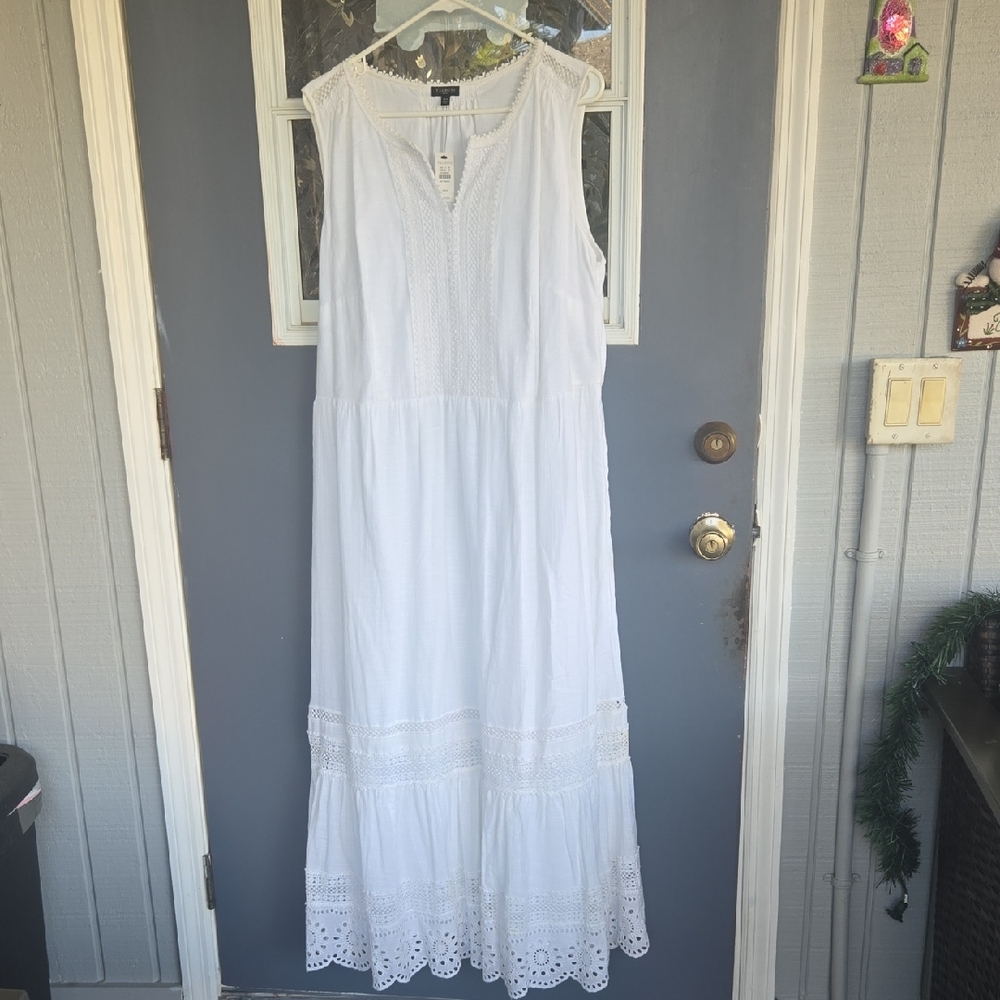 Talbots White Sleeveless Maxi Dress